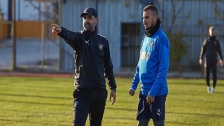 Bucaspor 1928 Teknik Direktörü Erdil : “Hedefe emin adımlarla yürüyeceğiz”