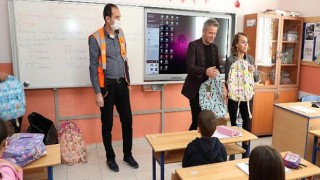 Büyükşehir Gündoğmuşlu öğrencileri unutmadı