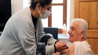 Büyükşehir personelinden COVID-19 aşısına yoğun ilgi