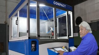 Cüneyt Arkın: Üreterek milli mücadelesini verenlere omuzdaş olmalıyız