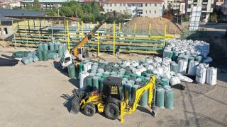 Darıca Nene Hatun Stadında batı tribününün montajına başlandı