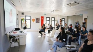 Efes Tarlası Yaşam Köyü’nde Doğal Beslenme Anlatıldı