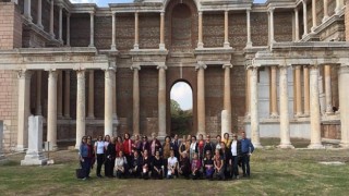 İzmirliler, Salihli’nin tarihi ve kültürel zenginliğine hayran kaldı