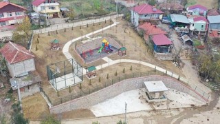 İzmit Sepetçiler Köyündeki yeni parkta sona doğru