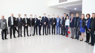 Kıbrıs’ın fethinin 450. yılı sempozyumu başladı