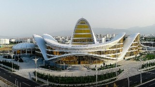 Rönesans, Türkmenistan’ın ilk çok amaçlı otel ve iş merkezi projesini inşa etti