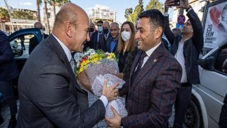 Başkan Soyer Menemen’den seslendi: “Bizim yarını kurma vaktimiz geldi”