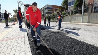Gaziemir’de 2021 yılında 2 bin 500 ton asfalt serildi