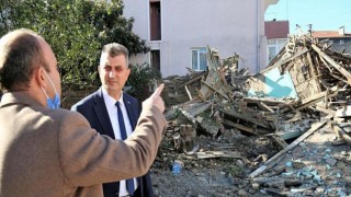 Gölcük Belediyesi Metruk 85. Binayı da Yıktı