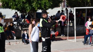 Jandarmadan Öğrencilere Trafik Eğitimi