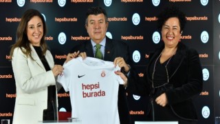 Kadınlar Galatasaray Hepsiburada Kadın Futbol Takımı ile Sahada