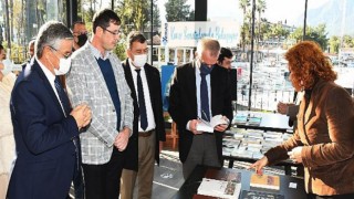 Kemer’de Sanatçılar Bir Araya Geldi