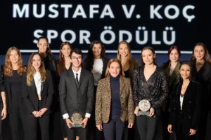 MİLLİ OKÇUMUZ METE GAZOZ VE  A MİLLİ KADIN VOLEYBOL TAKIMIMIZ  MUSTAFA V. KOÇ SPOR ÖDÜLÜ’NÜN SAHİBİ OLDU!
