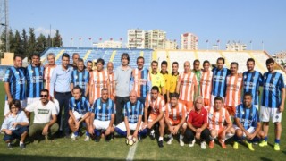 Şöhretler sahaya çıkıyor