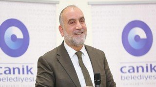 Başkan İbrahim Sandıkçı, gençleri “KESİŞME: İyi Ki Varsın Eren” filmine götürme sözü verdi.