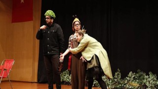 Büyükşehir’in Tiyatro Şenliği başladı