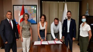 Çiğli’de Atık İlaçlar Doğaya Karışmayacak