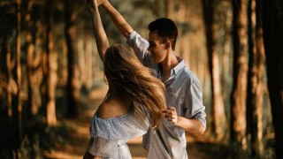 Dünyanın En Çok Flört Edilen Günü: Yılın İlk Pazarı