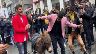 Fatih Bulut yeni teklisini müzikseverlerle buluşturdu: ”Ölme Eşeğim Ölme”