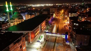 Gölcük’teki Yaya Üst Geçitleri Yeni Yıla Yenilenerek Girdi