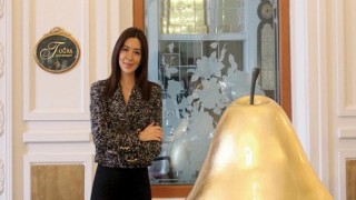 Gülce Lina Elüstü “Durmak, Oldum Demek Bana Göre Değil”