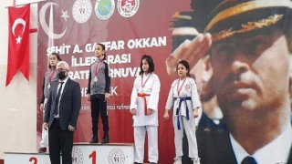 Kartepeli Sporcular Komşuda Dereceye Girdiler