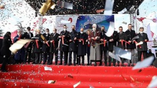 Keçiören’d 35 yeni spor tesisi açıldı, Gençlik Merkezinin temeli atıldı