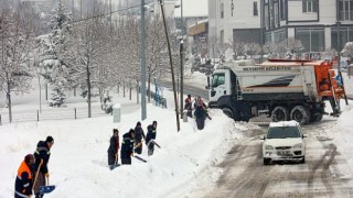 Nevşehir Belediyesi Karla Mücadeleye Devam Ediyor