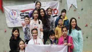 Sporcularımız Bölge Şampiyonasından Madalyalar İle Döndü