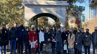 Türk Eğitim Vakfı, Türk Sanat Müziği’nin Efsanevi İsmi, Bağışçısı Safiye Ayla Targan’ı Mezarları Başında Andı