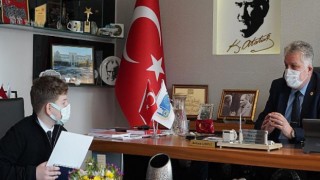 Başkan Gerenli’den Lüleburgaz’ın gururlarına plaket