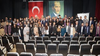 Gençlik Meclisi, Konak Belediye Meclisi’ne konuk oldu