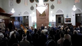 Ayasofya Camii İmam Hatibi Muştuer, İnegöl’de Teravih Kıldırdı
