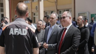 Belediye Personeli ‘100 Saniye’de Binayı Tahliye Etti