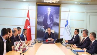 Büyükşehir Belediyesi’nde toplu iş sözleşmesi imzalandı