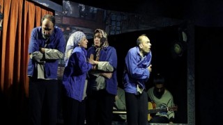 “Durumu olmayan Abidin” ayakta alkışlandı