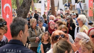 Kardeş Seseler Söyleşileri Cunda (Alibey) Adası Kültür Merkezi’nde Başlıyor