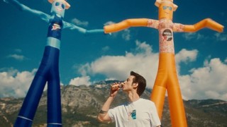 Yaz macerası kaldığı yerden DEVAM ediyor: NESCAFÉ Xpress ile Kim Tutar Seni!