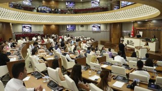 Antalya Belediyesi’nden Gençlik Meclisi üyelerine yurtdışı fırsatları anlatıldı