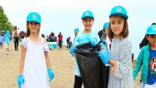 Çiftlikköy’de Marmara Denizi İçin Sahil Temizliği