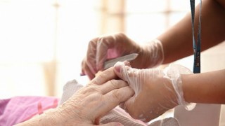 Kadıköy Belediyesi ‘Evde Kuaförlük’ Hizmetine Devam Ediyor