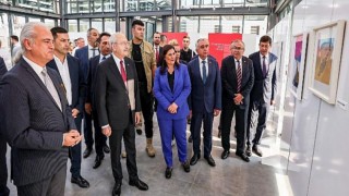 “Kitapların Gizli Yüreği” Sergisi Tekstil Park Sanat Galerisi’nde Ziyarete Açıldı