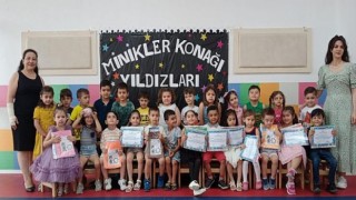 Minikler Konağı ilk mezunlarını verdi