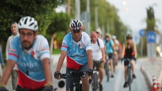 Pedal Arkadaşım izleyiciyle buluştu Tandem bisikleti ile farkındalık sürüşü