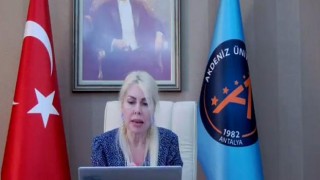 Rektör Budak, “Üniversitemiz, eğitim alanındaki yeni eğilimleri yakından takip ediyor”
