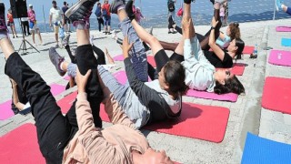 “Tanrıların Dağı” Tahtalı Dağı’nın Zirvesinde Pilates Yaptılar