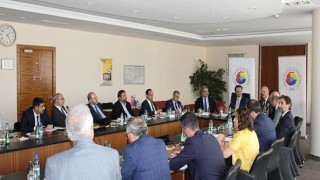 Alternatif Yakıt Kullanımının Artması ve Yenilebilir Enerji İçin Çalışıyoruz