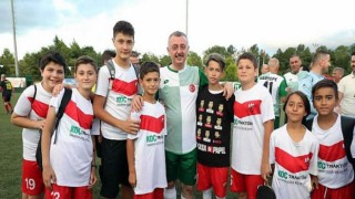 Başkan Büyükakın’dan Kartepe’de futbol resitali