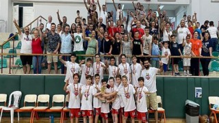 Basketbolda Gölcük Belediye Spor Damgası