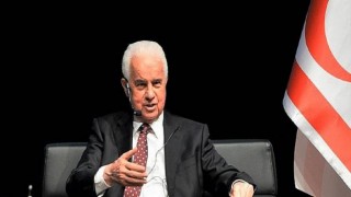 Dr. Derviş Eroğlu’nun “Karotis” ameliyatı, Yakın Doğu Üniversitesi Hastanesi’nde başarıyla gerçekleştirildi